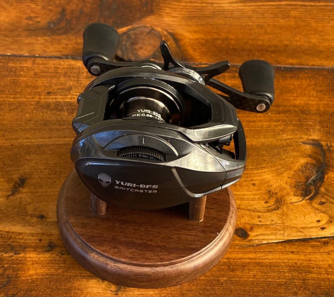 ベイトリール　ベイトフィネスリール　軽量　32φ 新品未使用　バス釣り　渓流釣り