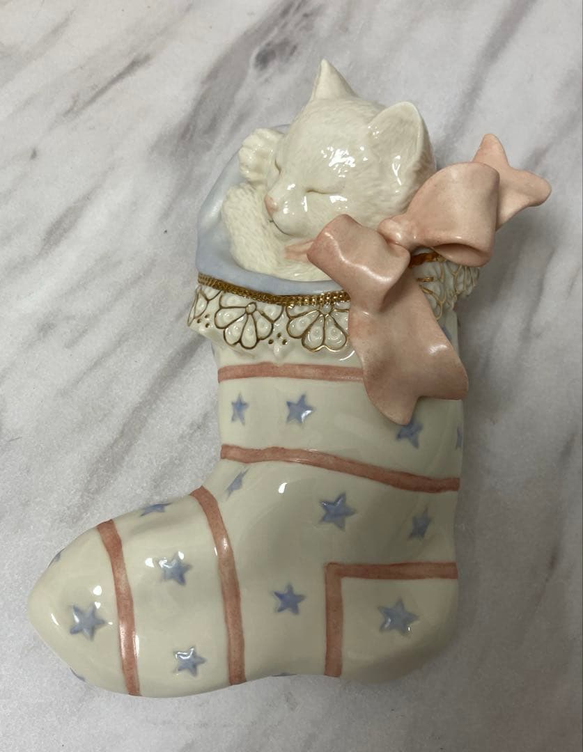 LENOX　レノックス　陶製置物　靴下に猫　クリスマスドリームズ　箱