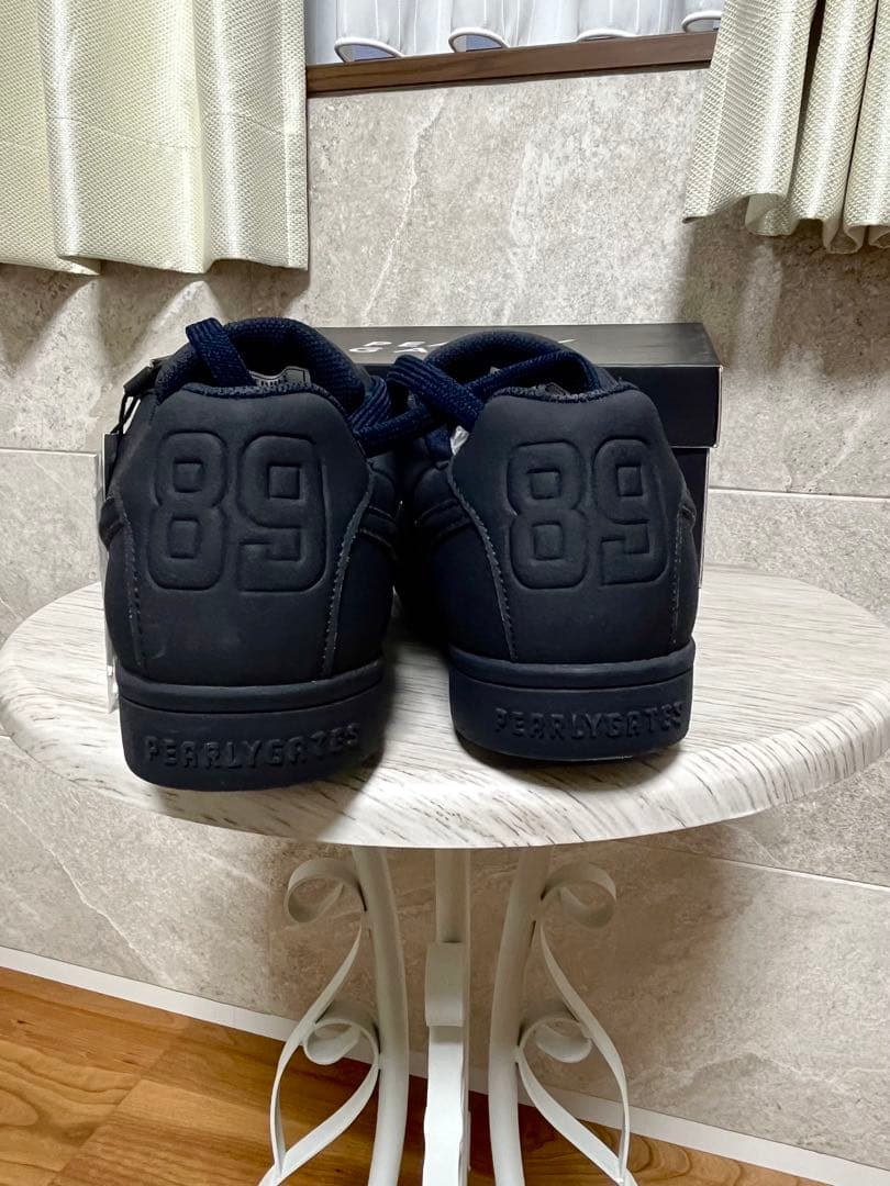 新品　タグ付きPEARLY GATES ネイビー スニーカー 23.5cm値下！