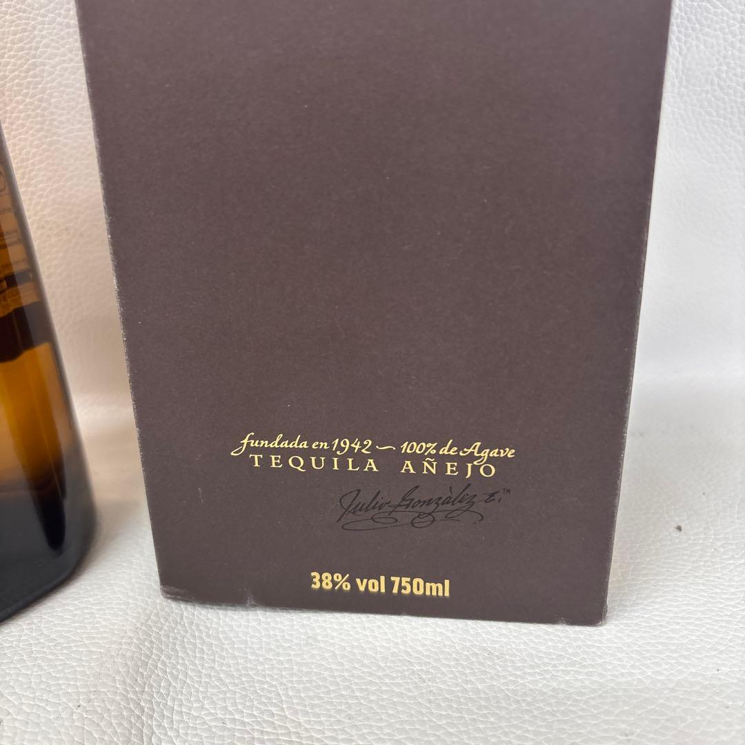 ドン フリオ 1942 テキーラ 750ml 38％