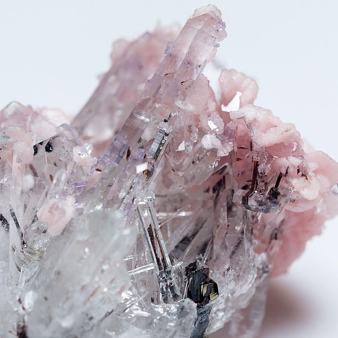 中国 ロードクロサイト フローライト 蛍石 天然石 原石 鉱物標本 鉱石 731