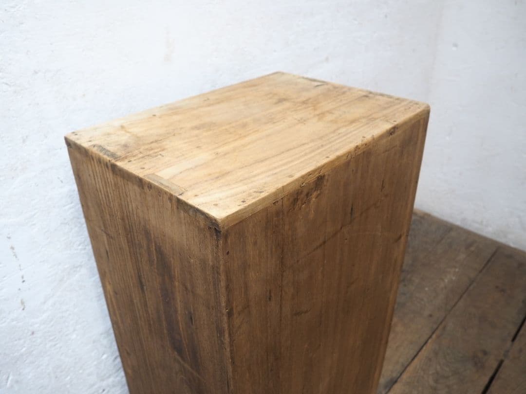 1301 レトロな収納棚　飾り棚　小物入れ　古家具　ケース　ラック　ビンテージ