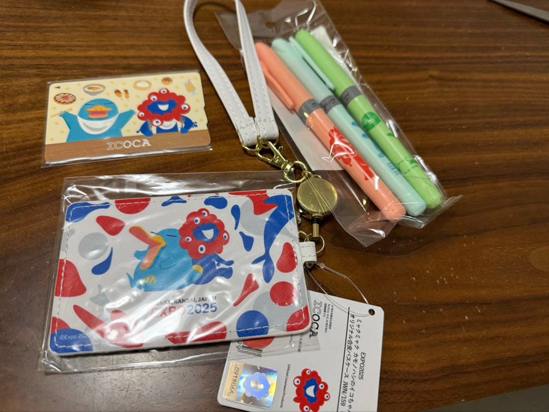 ICOCA カモノハシのイコちゃん　ミャクミャク　BIC 蛍光ペン　大阪万博