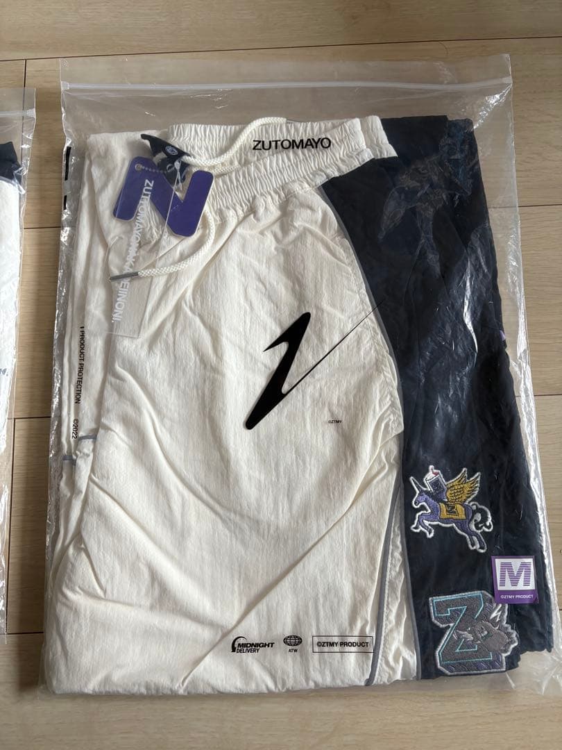 ずとまよ　愛のペガサス　ナイロンジャケット