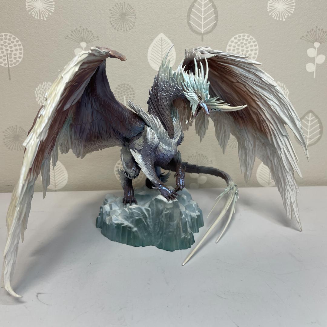 イヴェルカーナ フィギュア 一番くじA賞 モンスターハンター アイスボーン