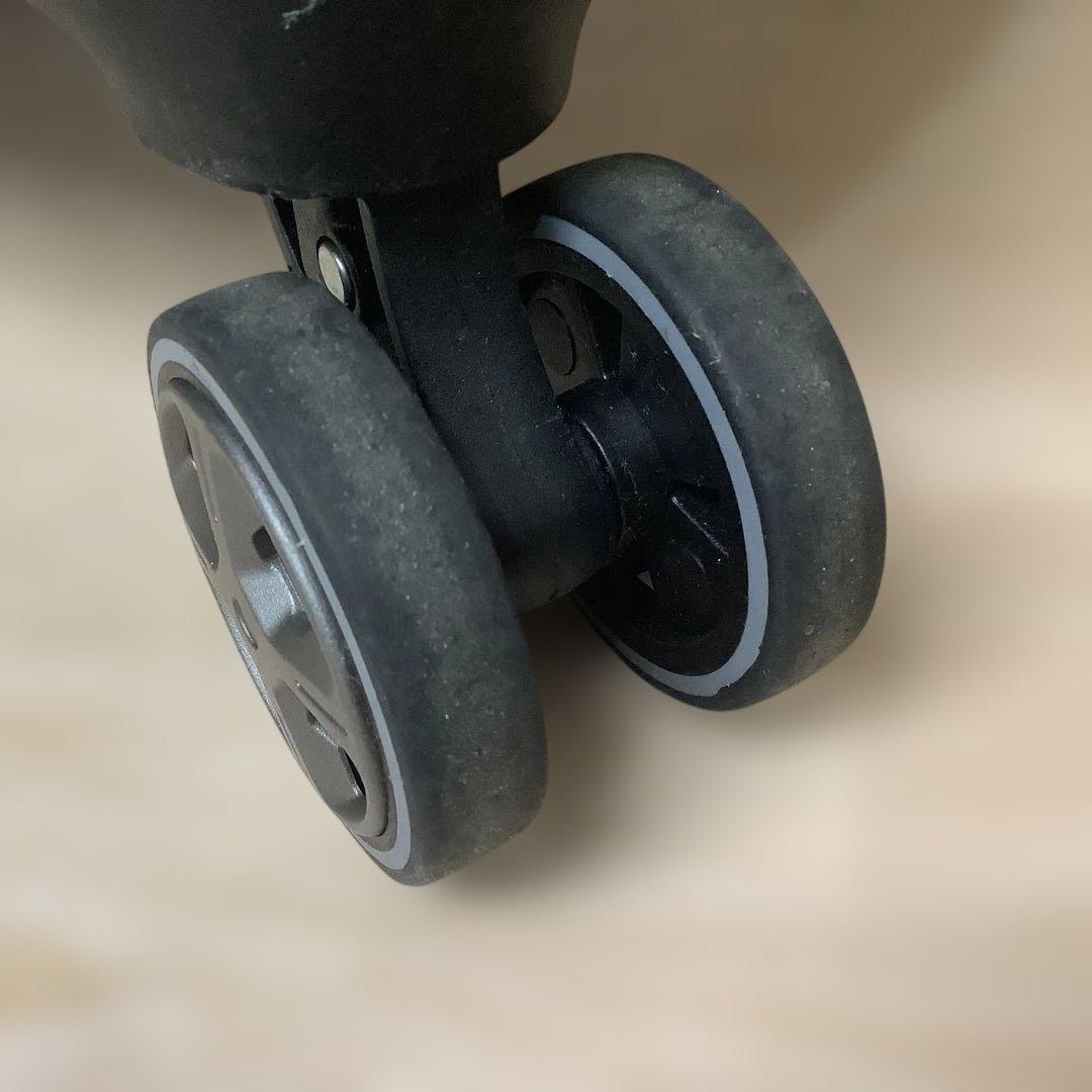 DELSEY PARISスーツケース 30インチ　シルバー　※402