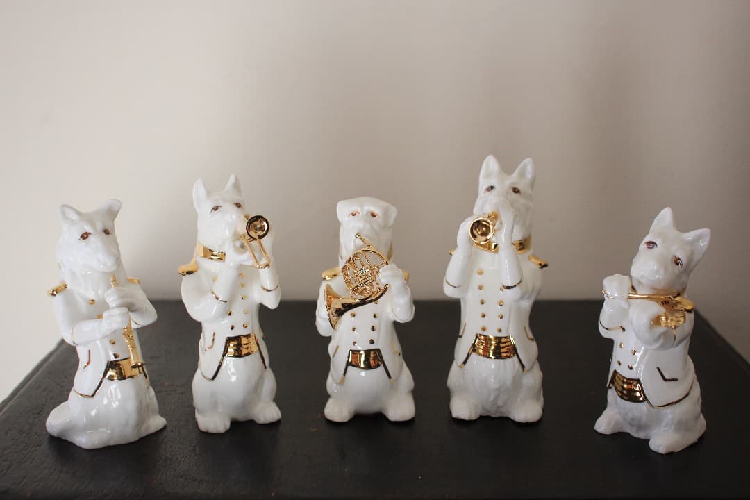 未使用・箱入　PICK BOY　犬　置物　演奏会　５匹　陶器人形　フィギュリン