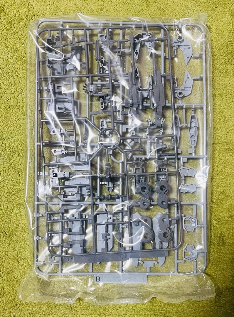 バンダイ HG 1/144 ガンダムデュナメスアームアームズ 箱破損有り