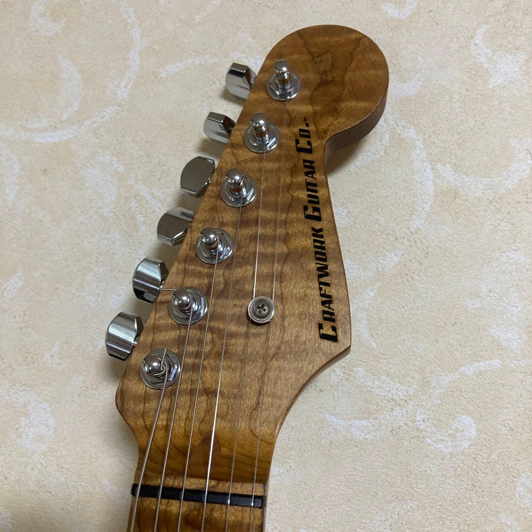 値下げしました！フレイムメイプル エレキギター 専用ケース付