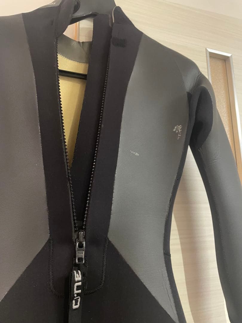 O'Neill レディースフルスーツ 黒