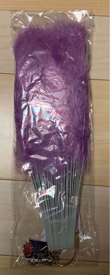 女王蜂 ジュリ扇 枝垂藤