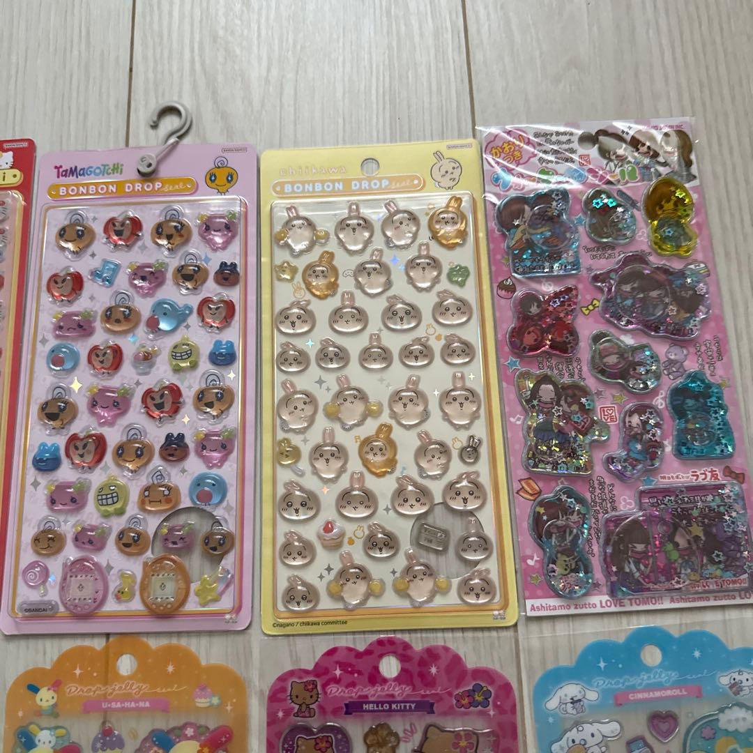 うるちゅるPOPSEAL ボンボンドロップ　サンリオ　たまごっち　ちいかわ