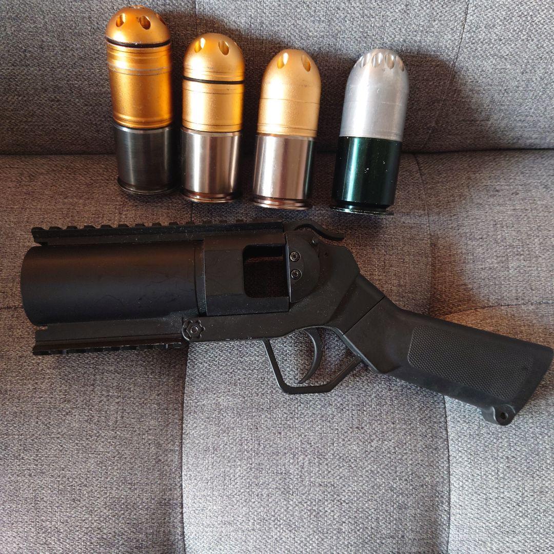 グレネードランチャーピストル　モスカート4本