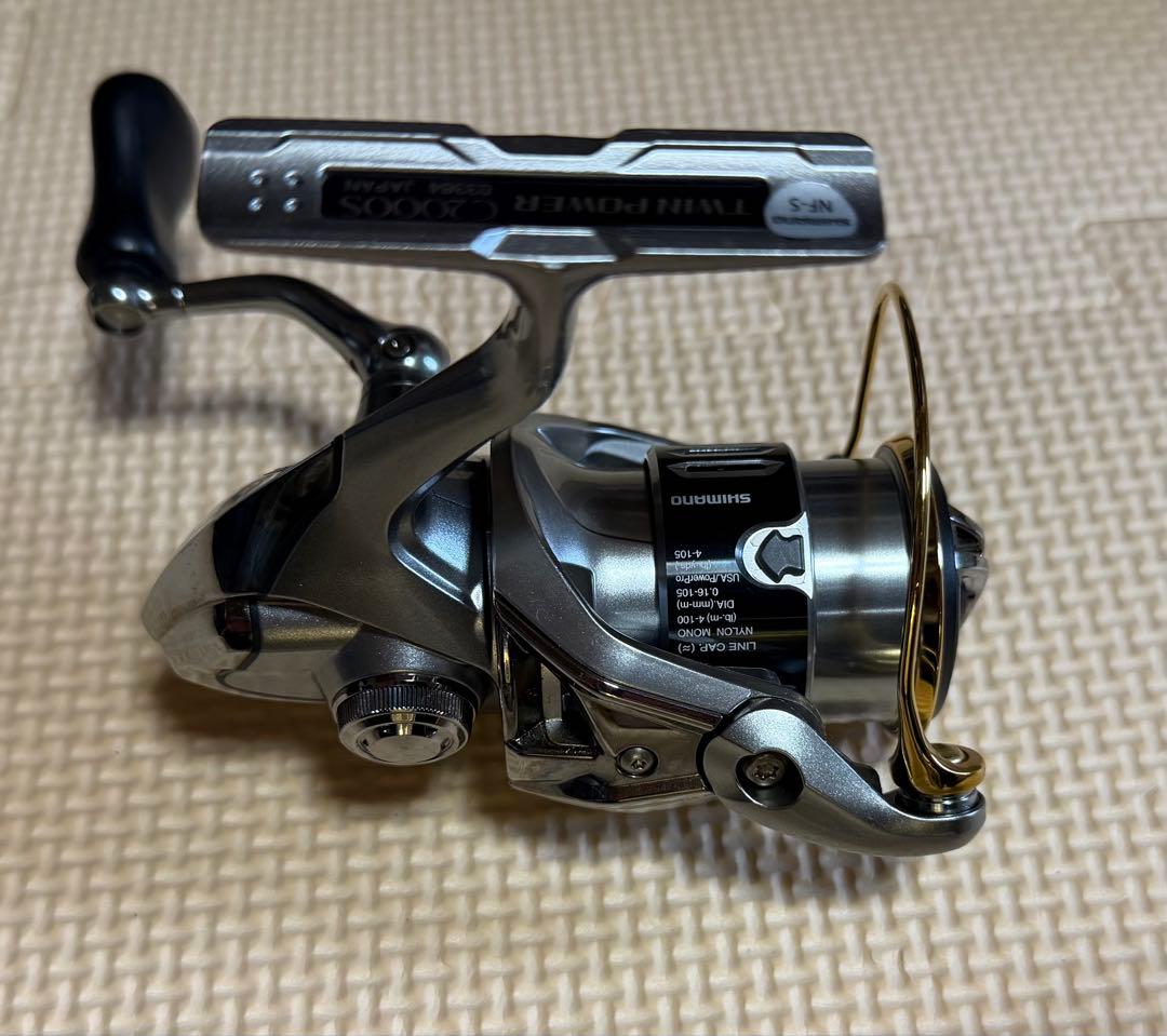 ぴ*吉様 シマノ　TP C2000S シルバー 左ハンドル