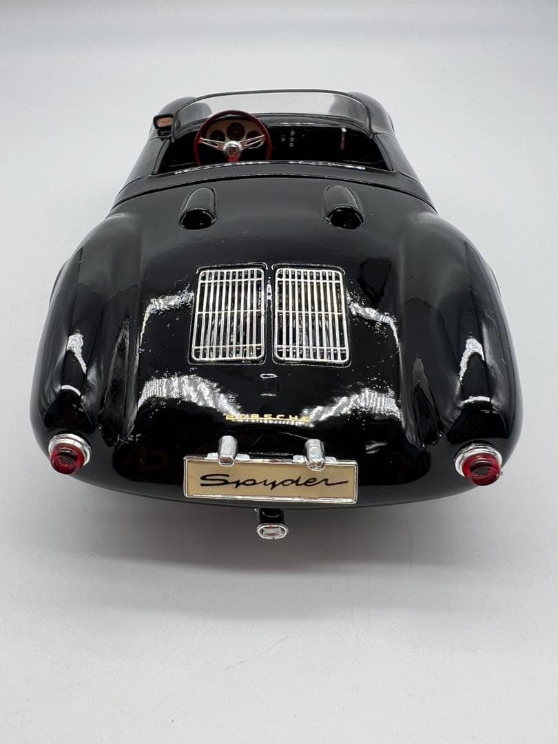 No288 ミニカー1/18箱あり PORSCHE 550 A SPYDER