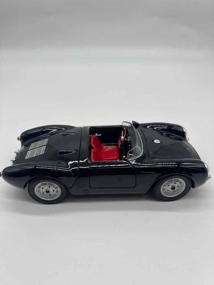 No288 ミニカー1/18箱あり PORSCHE 550 A SPYDER