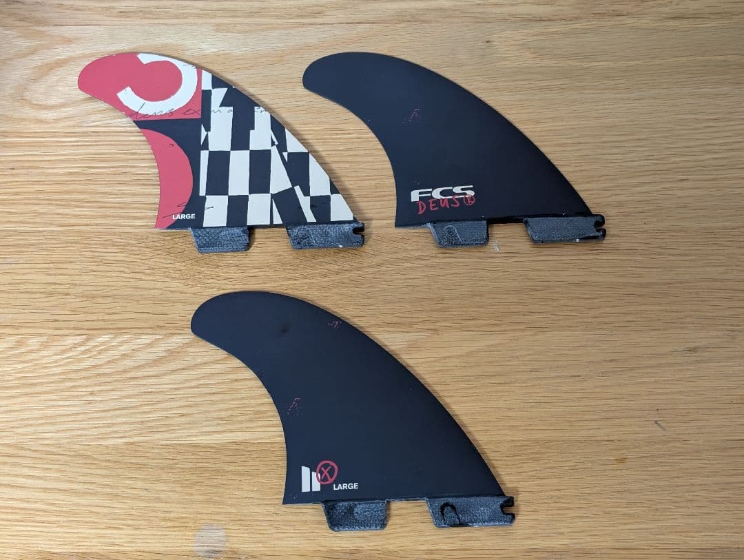 FCS Accelerator Thruster フィン ラージ PC DEUS