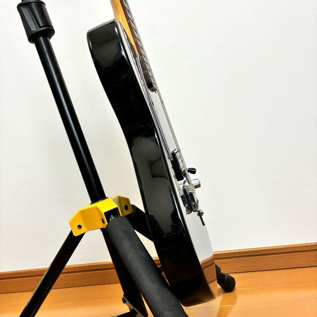 Squier テレキャスター　アヴリル　ラヴィーンモデル　エレキギター