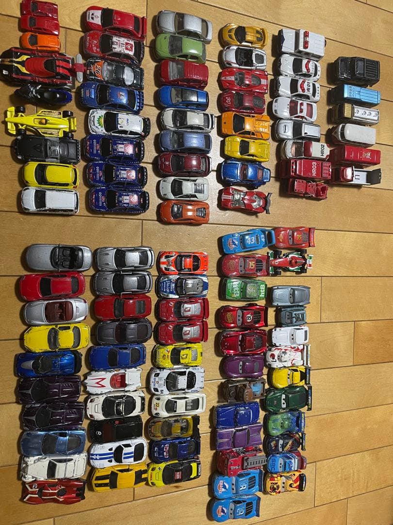 トミカまとめ売り　約100台