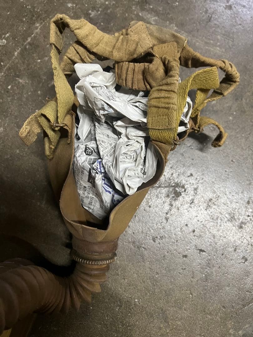 ミリタリー　昭和化工製造　防空用防毒面　ガスマスク　吸収缶　昭和13年製造