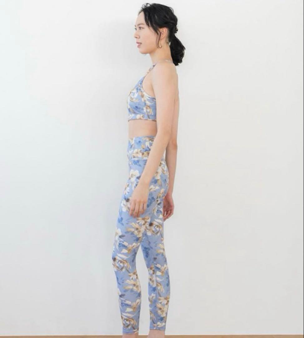 3/16まで値下『新品タグ付』【SUKALA】フラワープリント　上下セット 『S