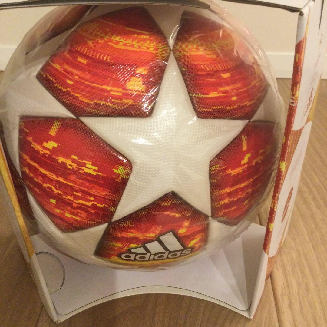 アディダス　フィナーレ 公式球　チャンピオンズリーグ　新品