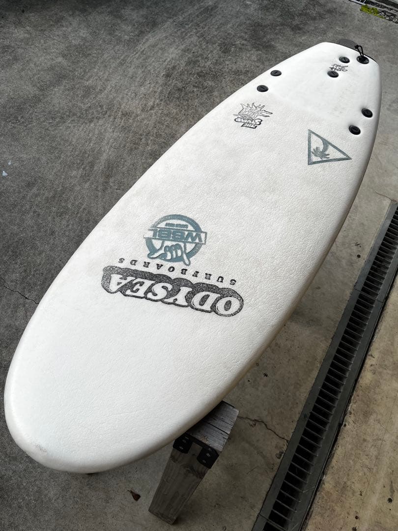 otsuODYSEA ショートボード 3フィン ホワイト