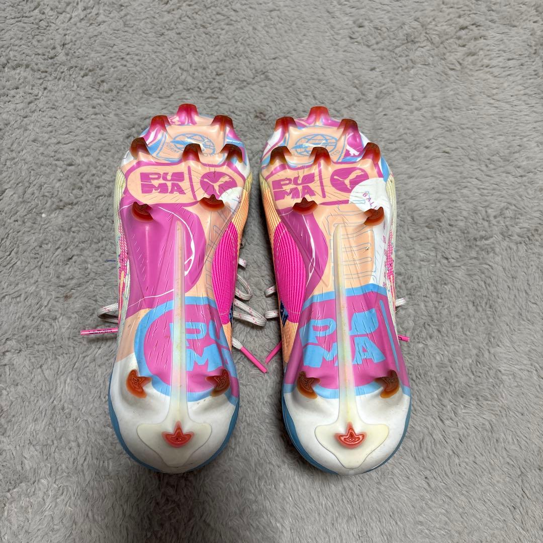 PUMA ウルトラ5アルティメットFG ホワイト/ピンク/ブルー 25.5cm