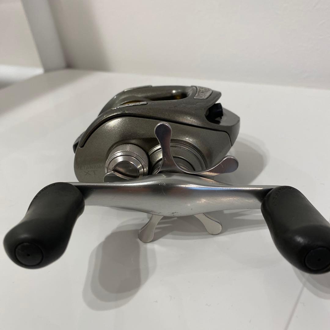 【お値下げ可】05メタニウムXT ベイトリール 右巻き SHIMANO