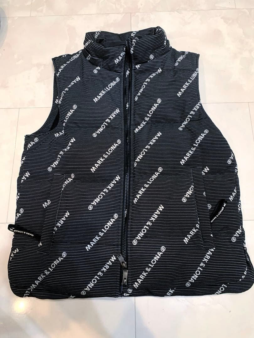 美品　正規品　マークアンドロナ　mark&lona ダウンベスト　46