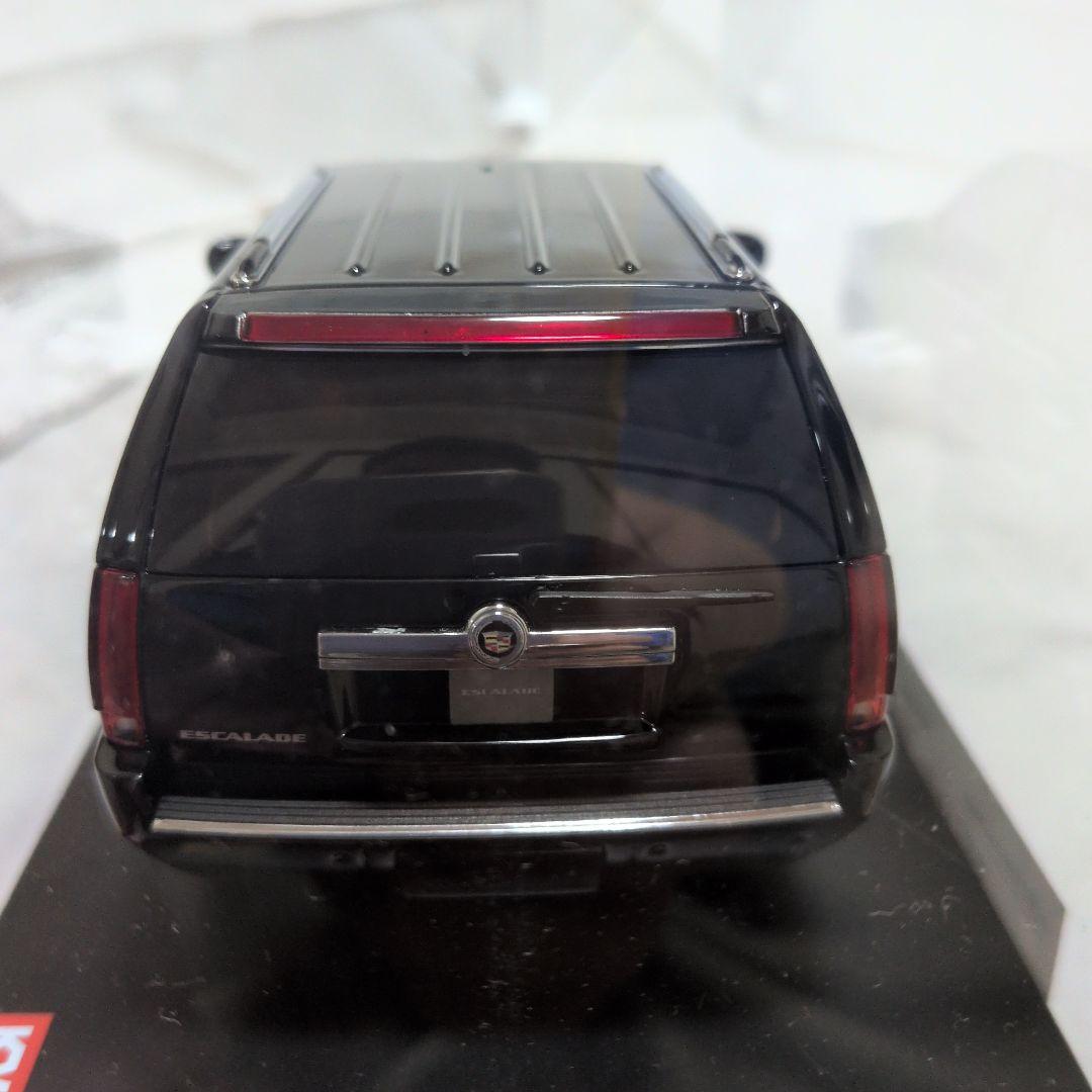 京商ミニッツ キャデラック エスカレード