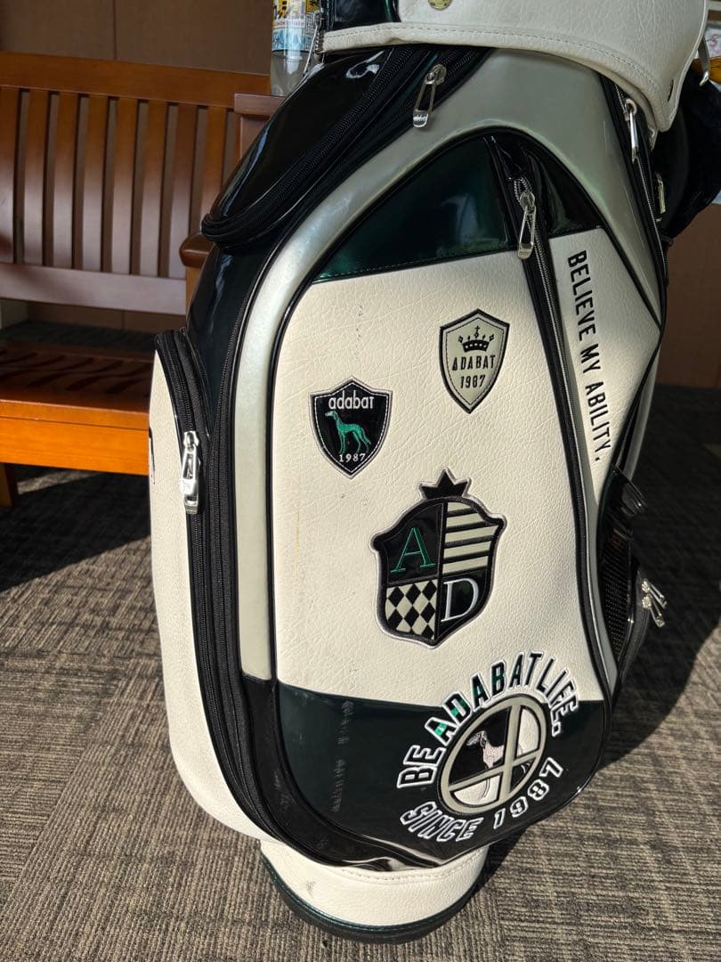 アダバット キャディバッグ ホワイト/グリーン