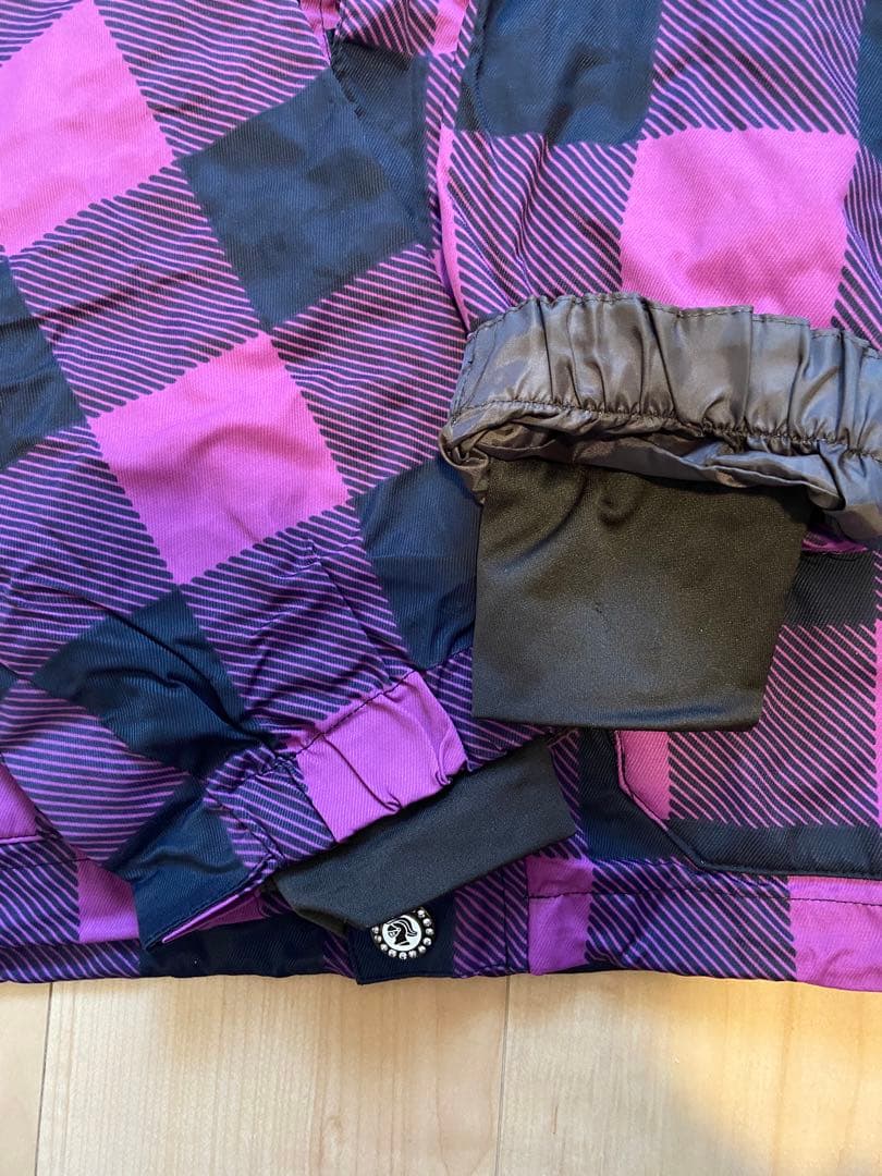 スノボード/スキーウェア/雪かきにも（上）