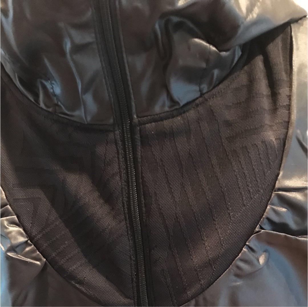 アディダスパーカー&パンツセット新品未使用品レディースお値下げしました