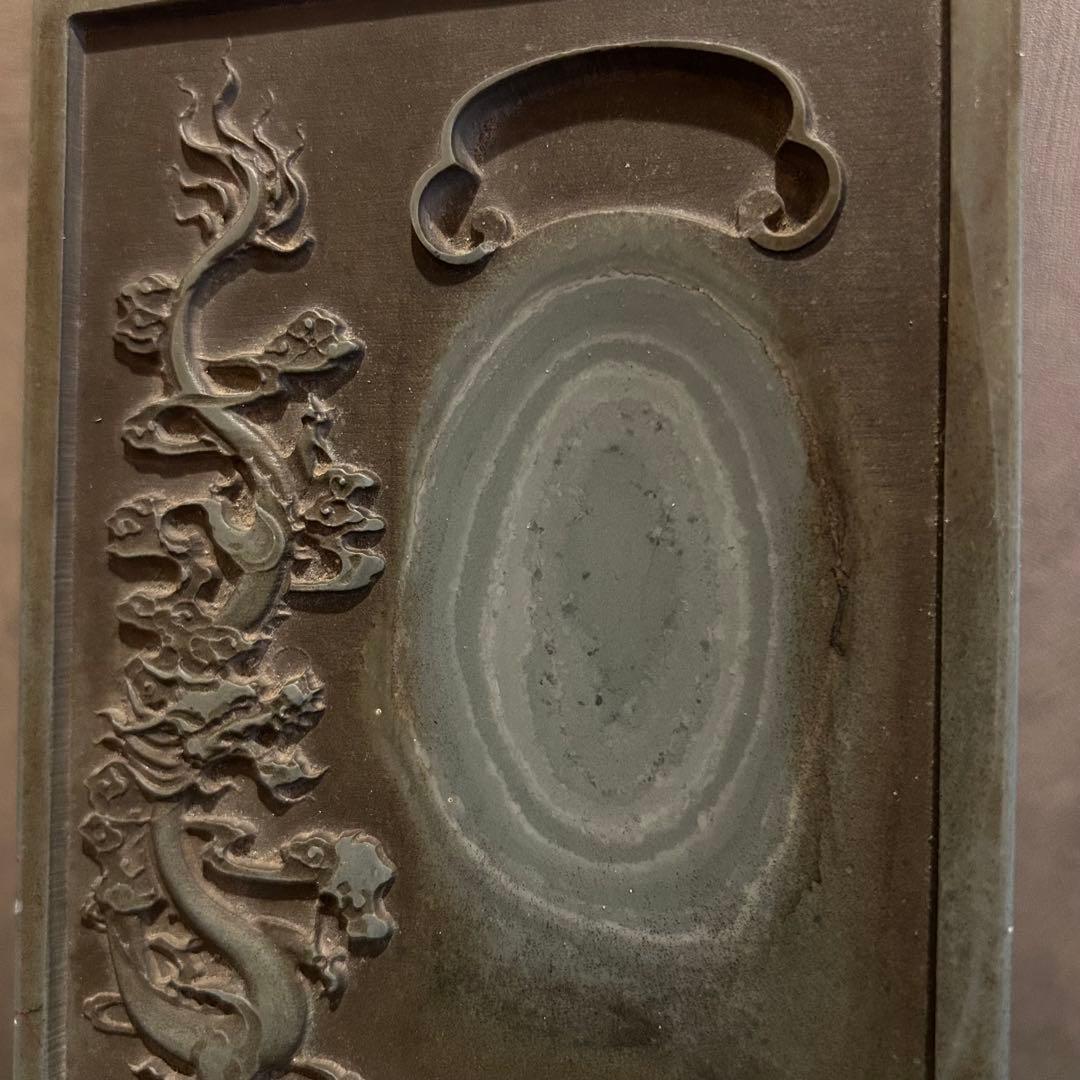 古い　中国の硯　緑端渓硯　龍　ドラゴン