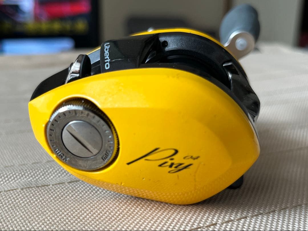 【美品】ピクシー イエローパール ダイワ Liberto Pixy