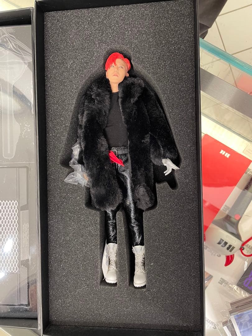 BIGBANG G-DRAGON アクションフィギュア