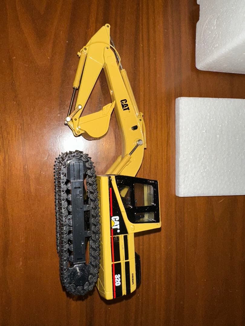 三菱 CAT325B REGA油圧ショベル CAT320油圧ショベル、ミニチュア