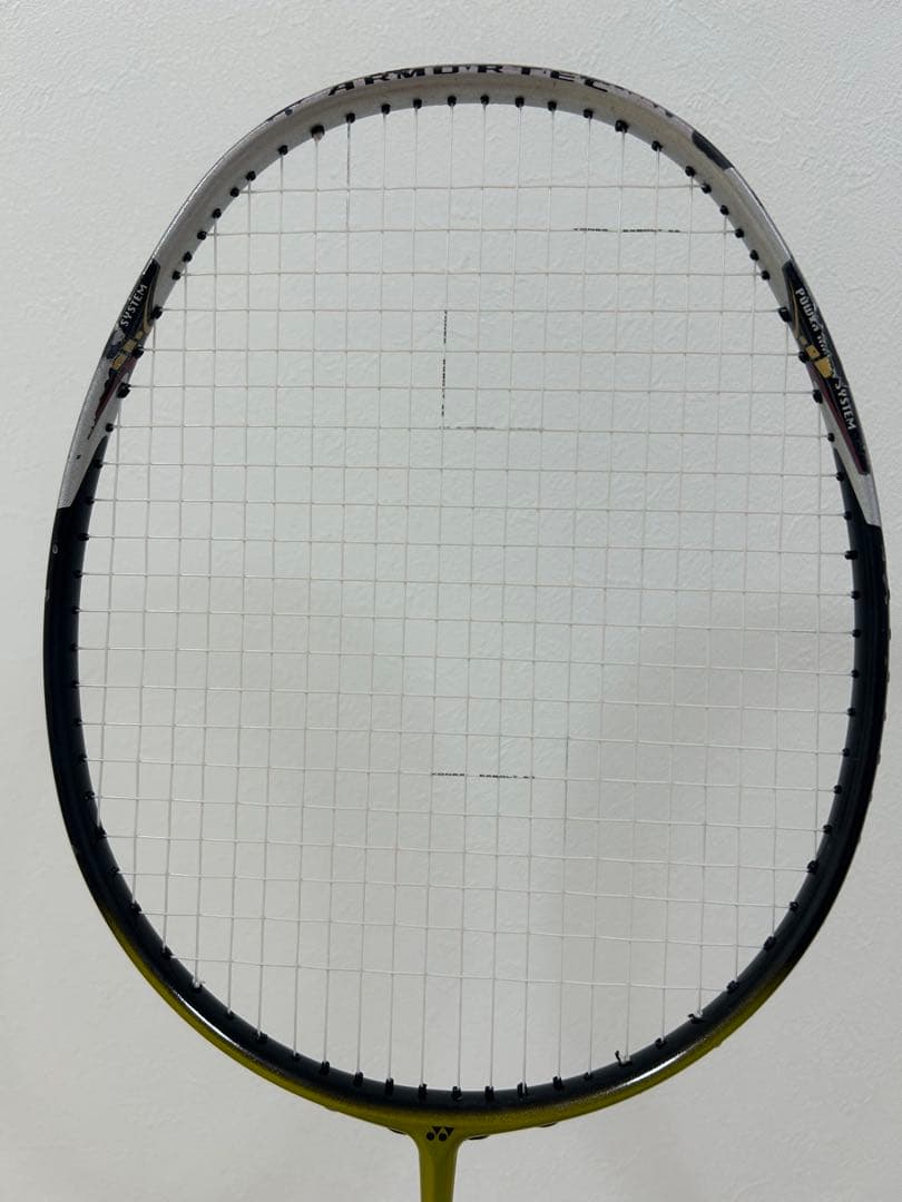 バドミントンラケット アーマテック800ディフェンス