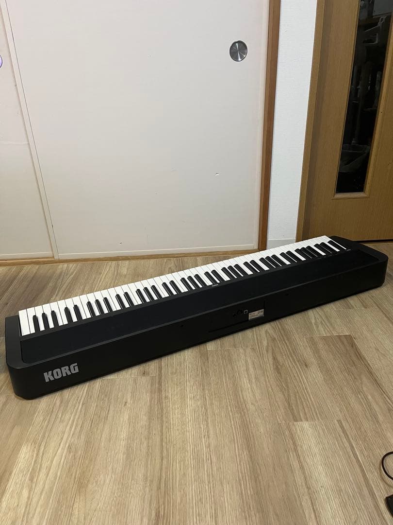 KORG B2N 電子ピアノ88鍵　ペダル　譜面台