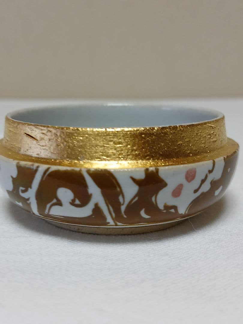 人間国宝　加藤卓男作「ラスター彩胡姫文香合」