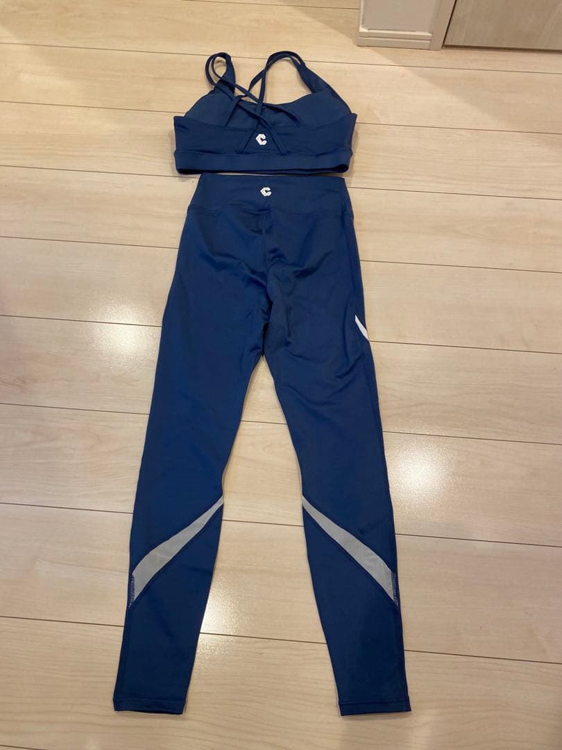 CRONOSレディース セットアップ