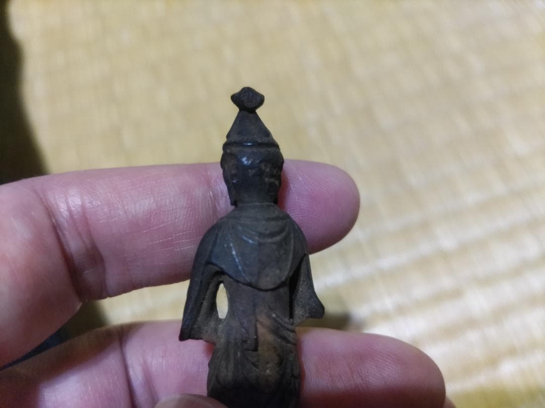 木造　阿弥陀三尊　左脇侍像　観音菩薩　立像（6.7㎝）