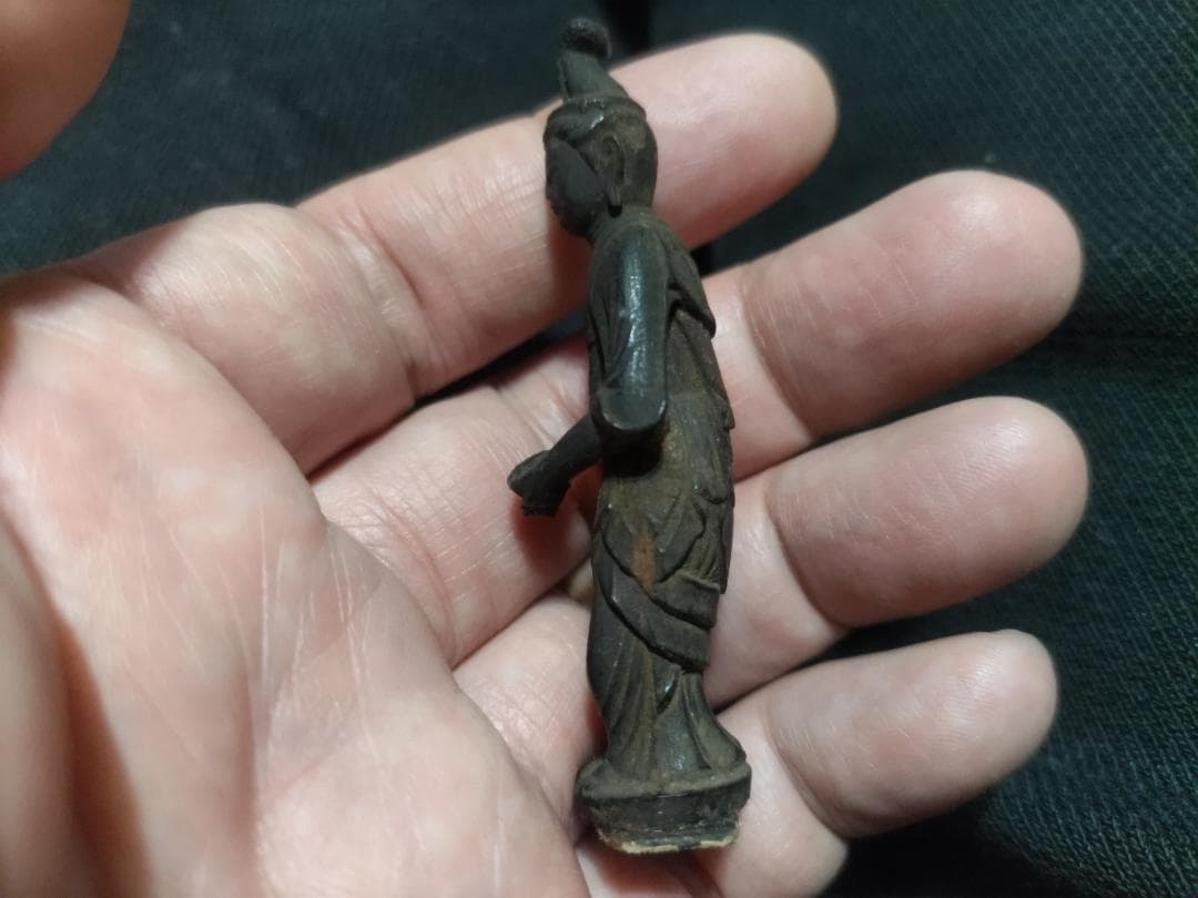 木造　阿弥陀三尊　左脇侍像　観音菩薩　立像（6.7㎝）