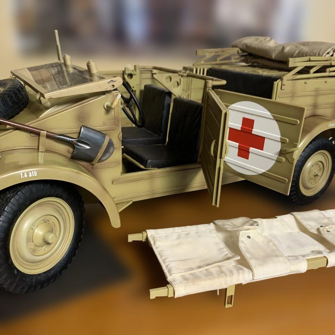 キューベルワーゲン 担架付き ドラゴン製アンビュランスモデル 「１／６」❗️