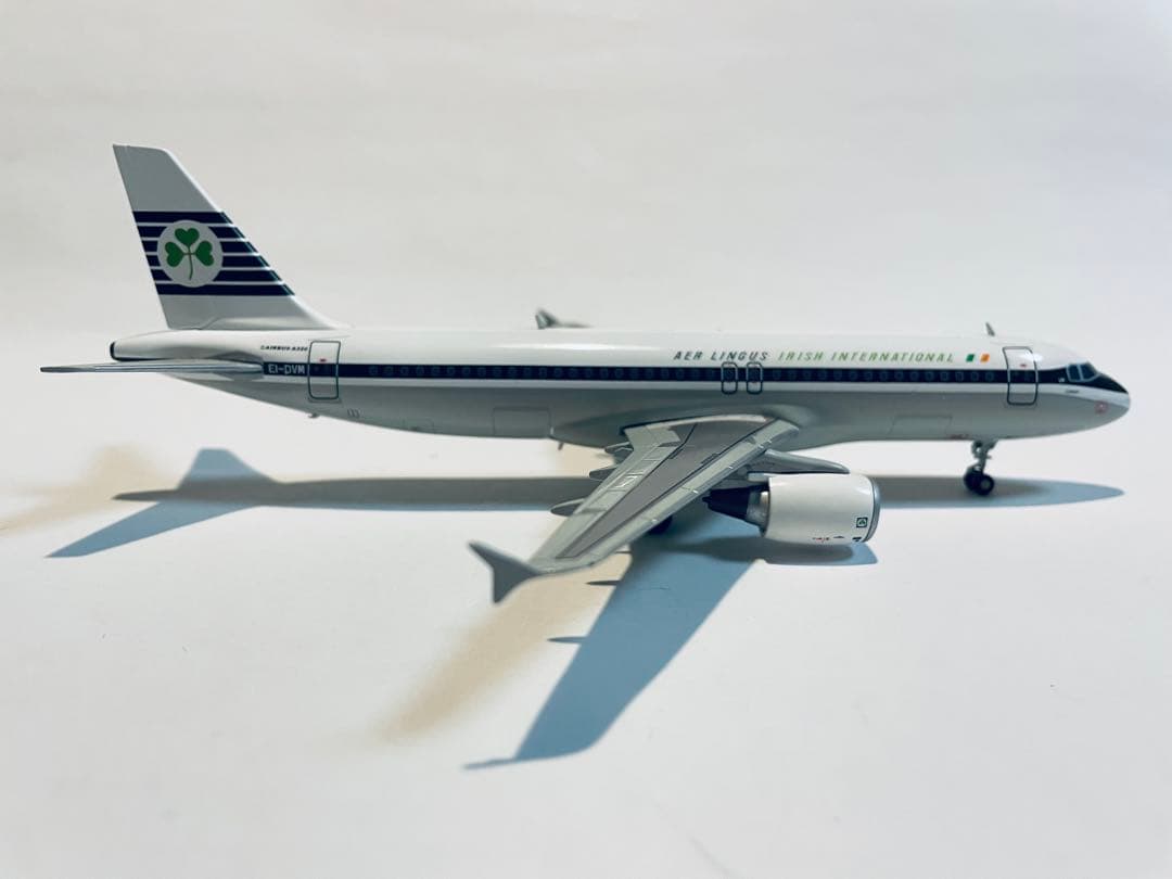 エアリンガス AIRBUS A320 1/200 航空模型