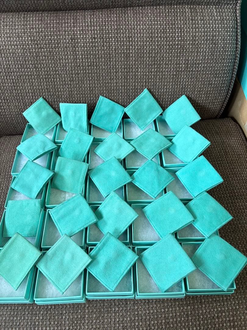 旧型中古品 ティファニー正方形 空箱　保存袋25セット