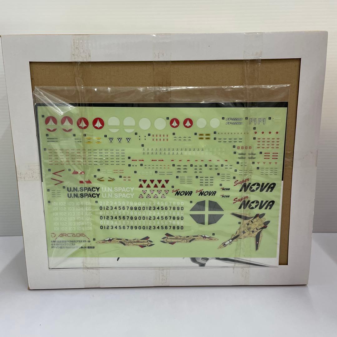 kntoy66-2122 マクロスプラス　1/60 完全変形YF-19