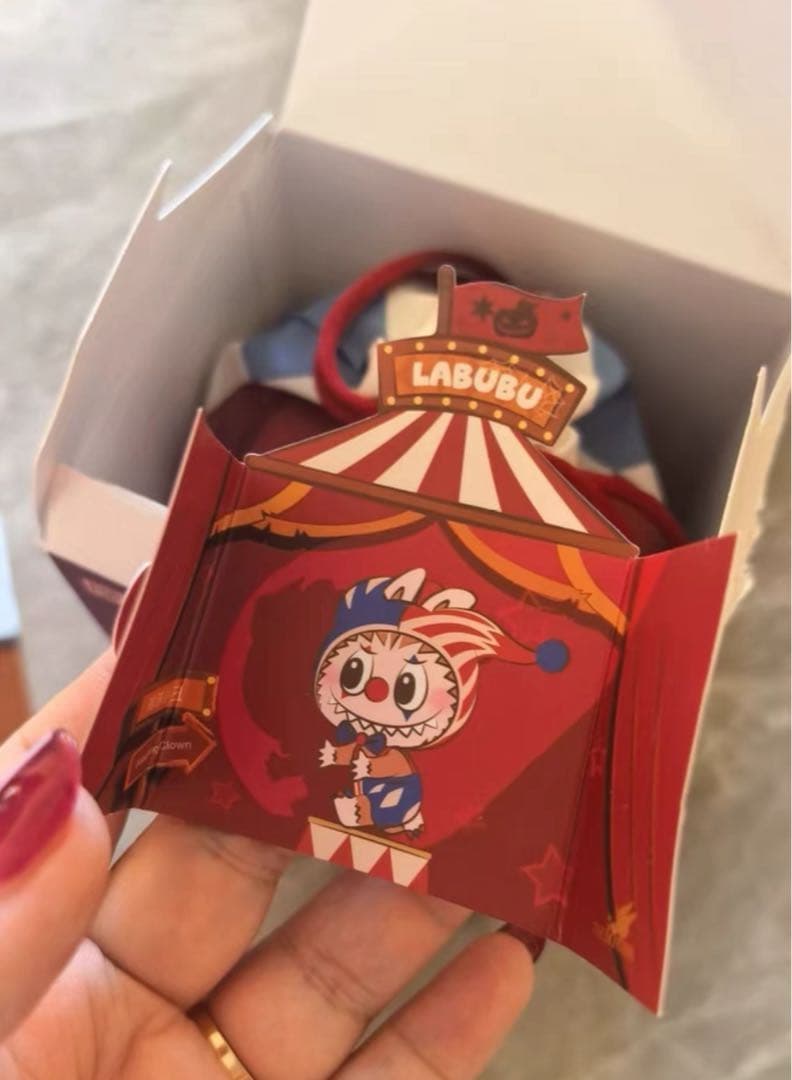 ポップマート Why So Serious ぬいぐるみ ラブブ Juggling