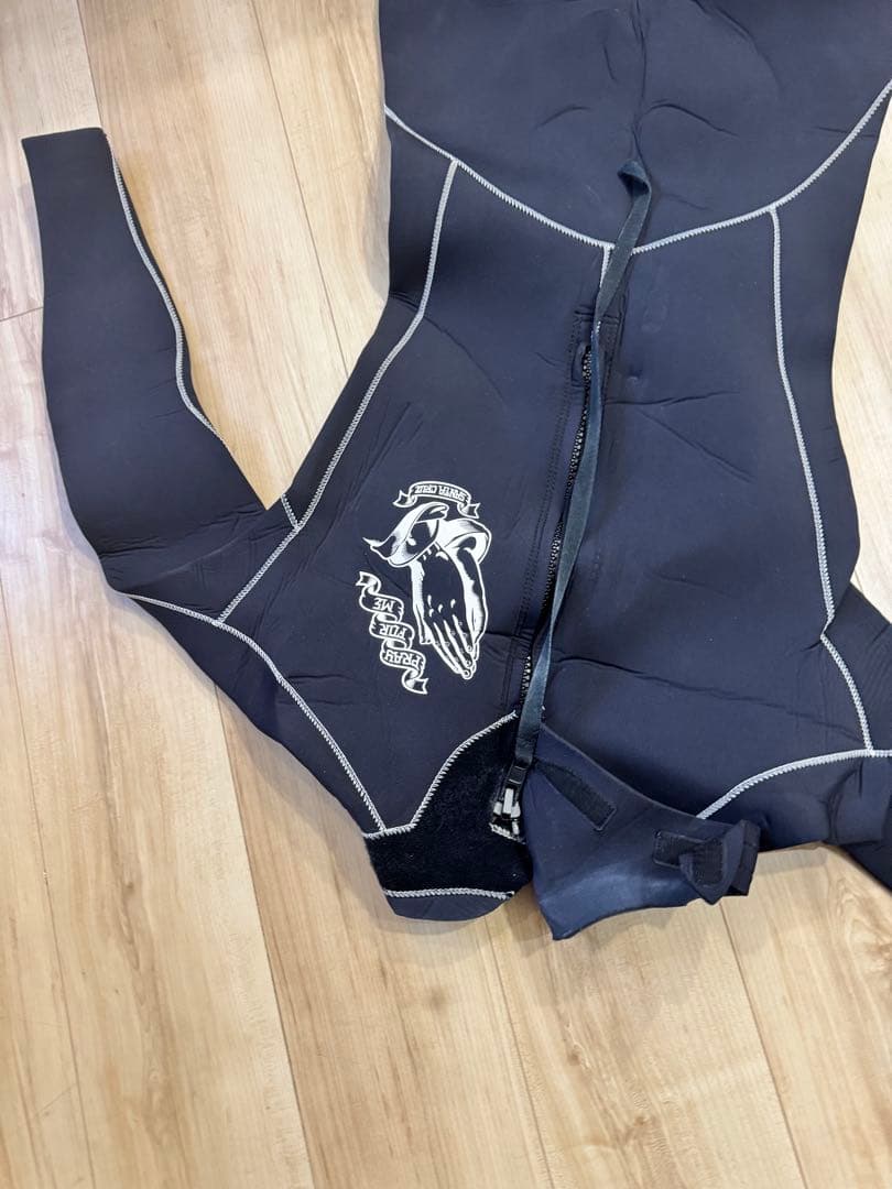 黒 日本プロサーフィン　ウェットスーツ　フルスーツ ジッパー付き フィン付き